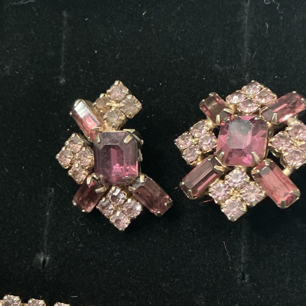 Vintage Elegant Purple Crystal Bracelet and Clip-On Earring Set - Picture 3 of 3